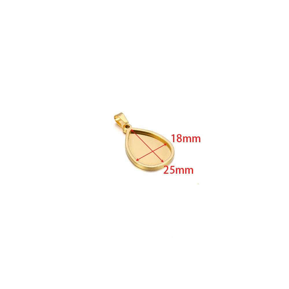 Gold-tone oval cabochon pendant base with bail, 18mm x 25mm
