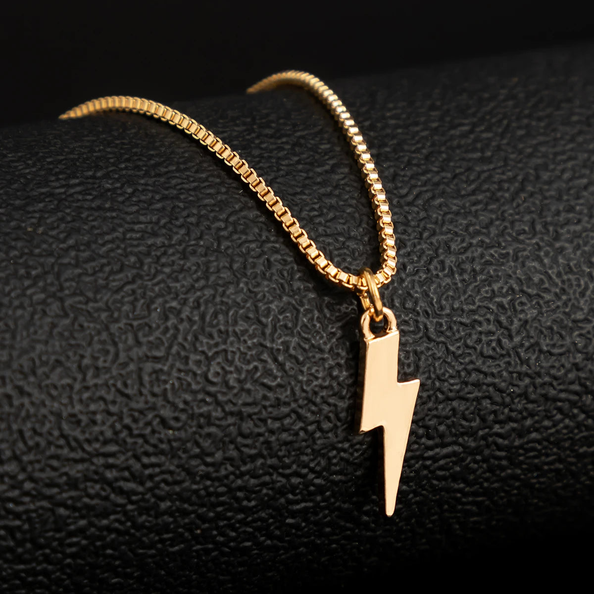 Simple Chains with Lightning Trendy Charms Pendants Necklace for Men 03