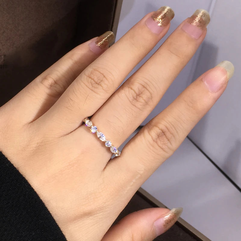 Handcrafted Gold Color Simple Stylish Cubic Zirconia Rings for Women Jewelry m10