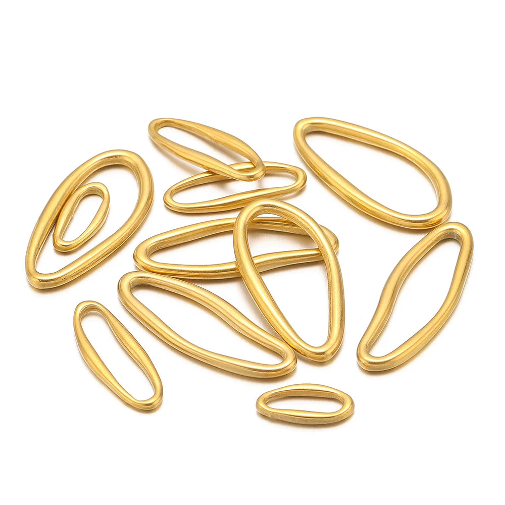 Gold irregular oval charm links, scattered set for bracelets and earrings