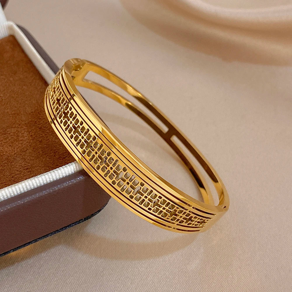18K Gold Plated Stainless Steel Cuff Bangle Exaggerated Hollow Palace Textured Smooth Wide Bracelets Waterproof Jewelry
