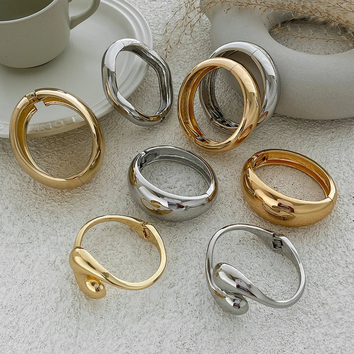 Gold Color Retro Geometric Round Open Cuff Bangles Jewelry Gift For Women