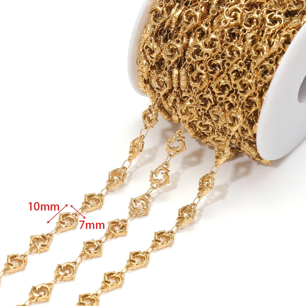 Gold-tone starfish charm chain with small oval links, approx 10mm and 7mm spacing