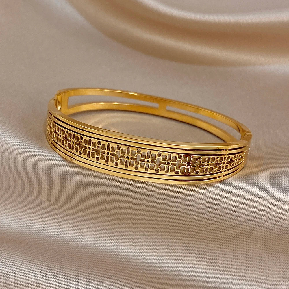 18K Gold Plated Stainless Steel Cuff Bangle Exaggerated Hollow Palace Textured Smooth Wide Bracelets Waterproof Jewelry