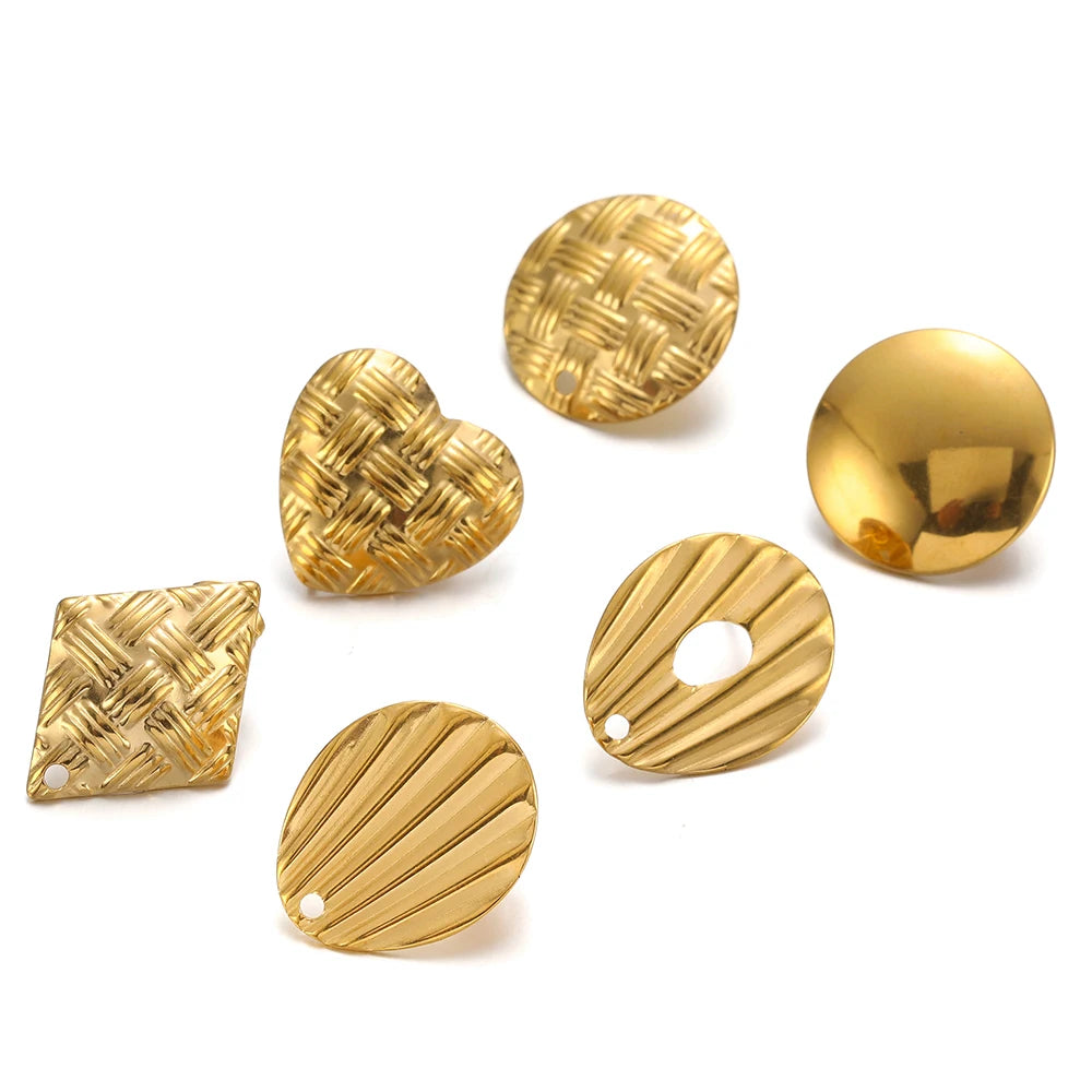 Gold heart-shaped braid earring findings, round and ribbed texture, with mounting holes