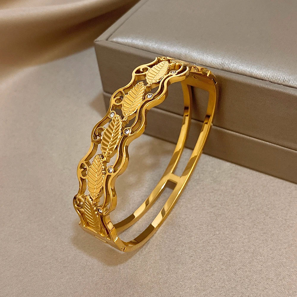 Chunky Geometric Leaves Wave Wide Bracelet for Women Trendy Gold Plated Stainless Steel Cuff Bangle Bracelets Waterproof Jewelry