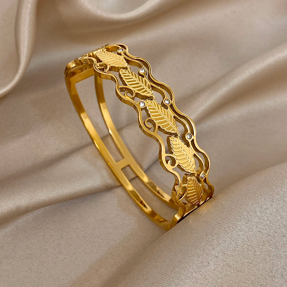 Chunky Geometric Leaves Wave Wide Bracelet for Women Trendy Gold Plated Stainless Steel Cuff Bangle Bracelets Waterproof Jewelry