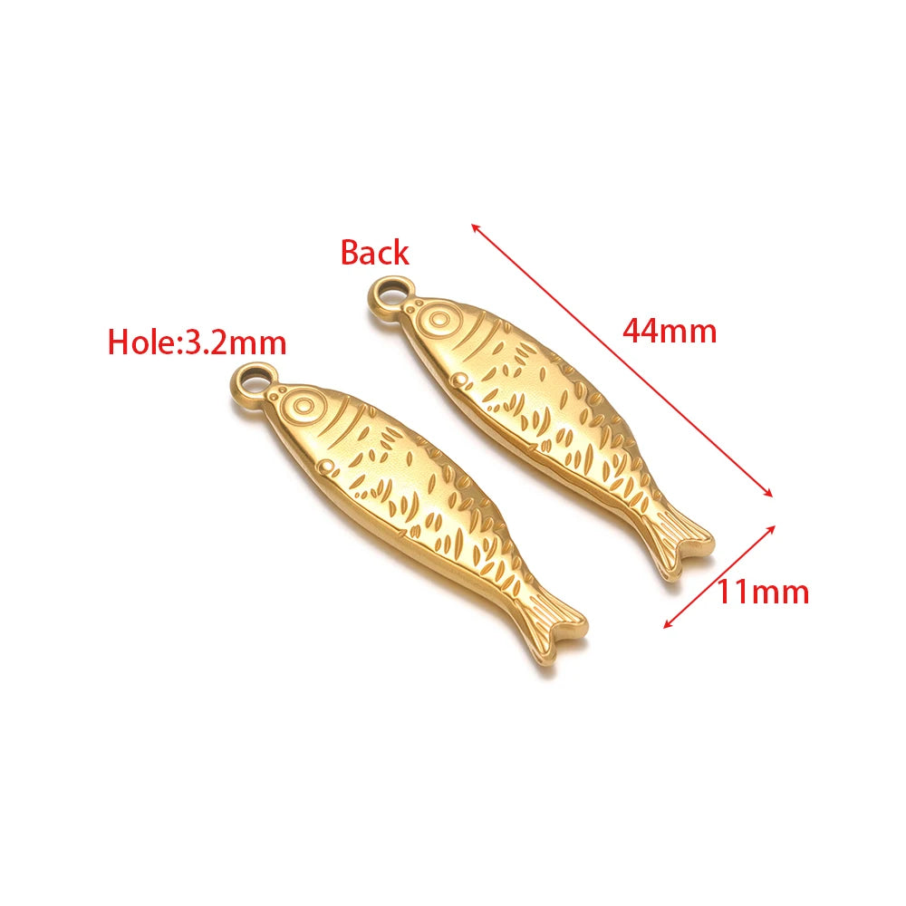 Gold fish charm pendant pair, 3D metallic engraved scales with round bail for DIY jewelry