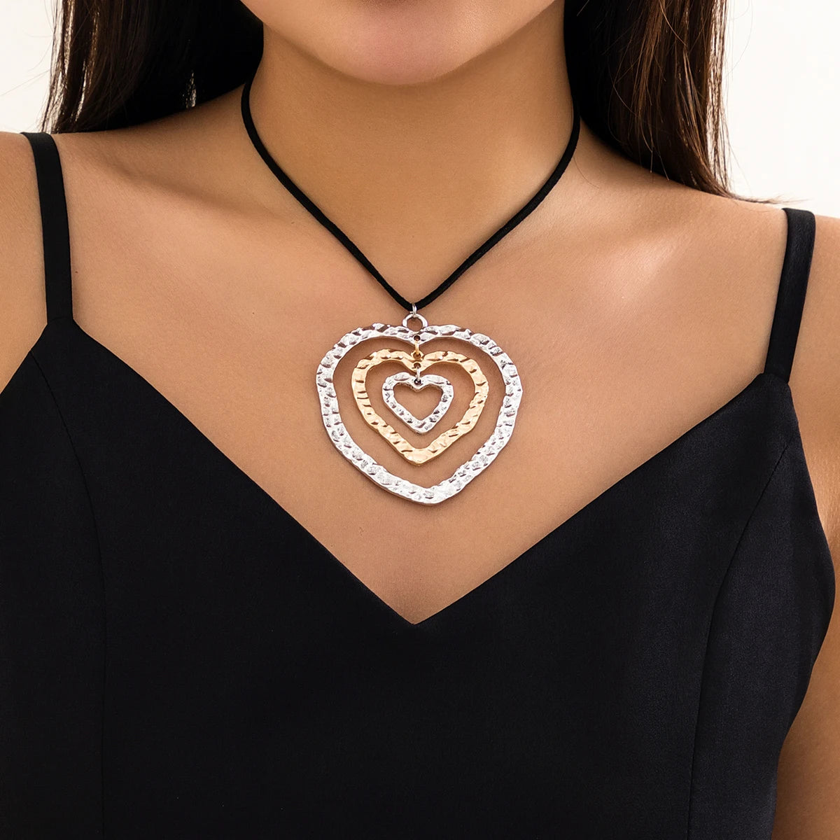 Big Hollowed Out Heart Pendant Necklace for Women Fashion Jewelry Gifts