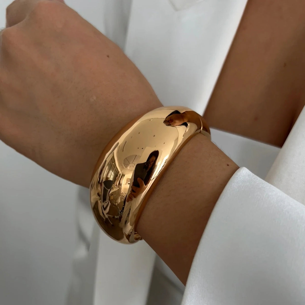 Gold Color Retro Geometric Round Open Cuff Bangles Jewelry Gift For Women