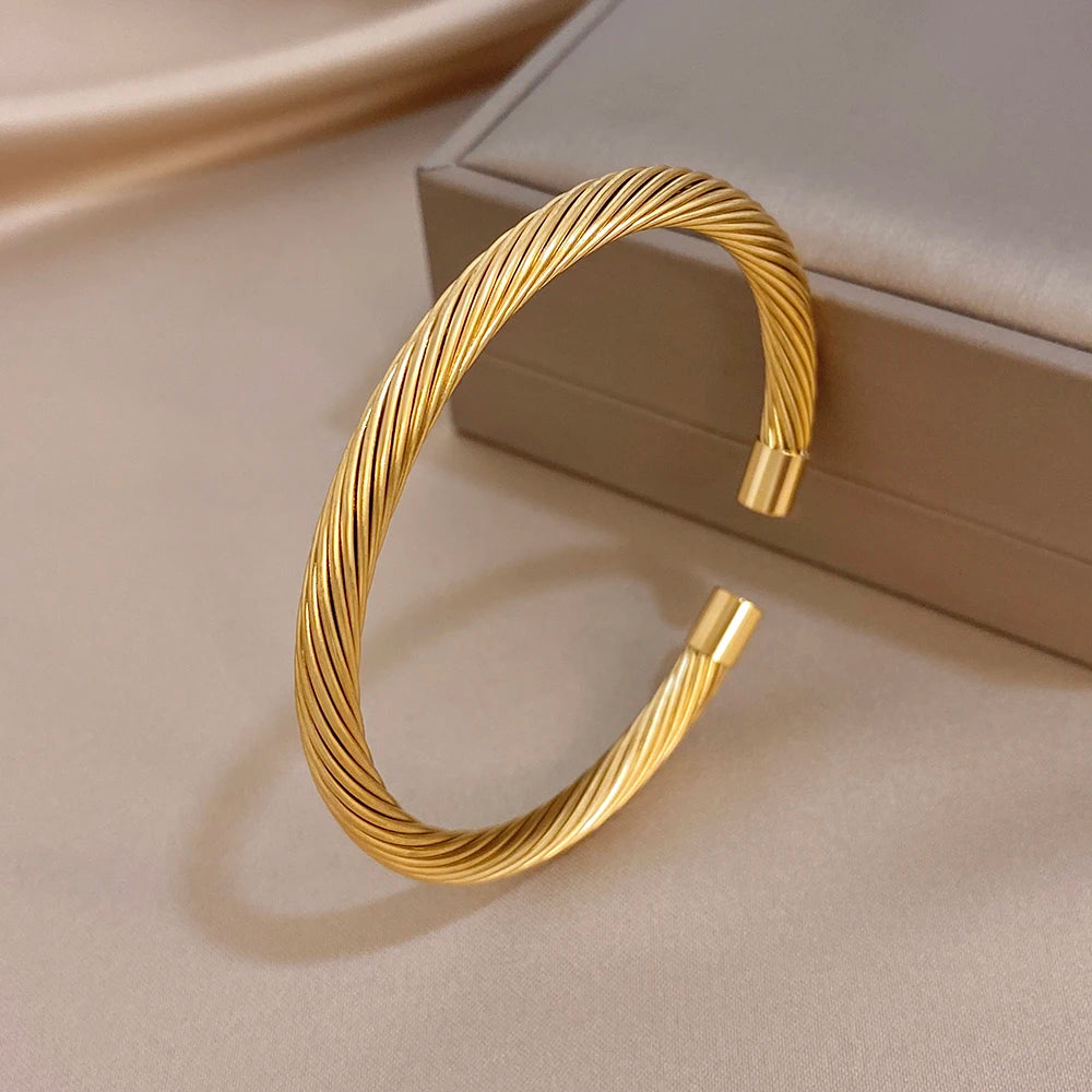 Fashion Gold Plated Stainless Steel Cuff Bangle for Women Glossy Twisted Chunky Open Bangle Bracelets Waterproof Jewelry