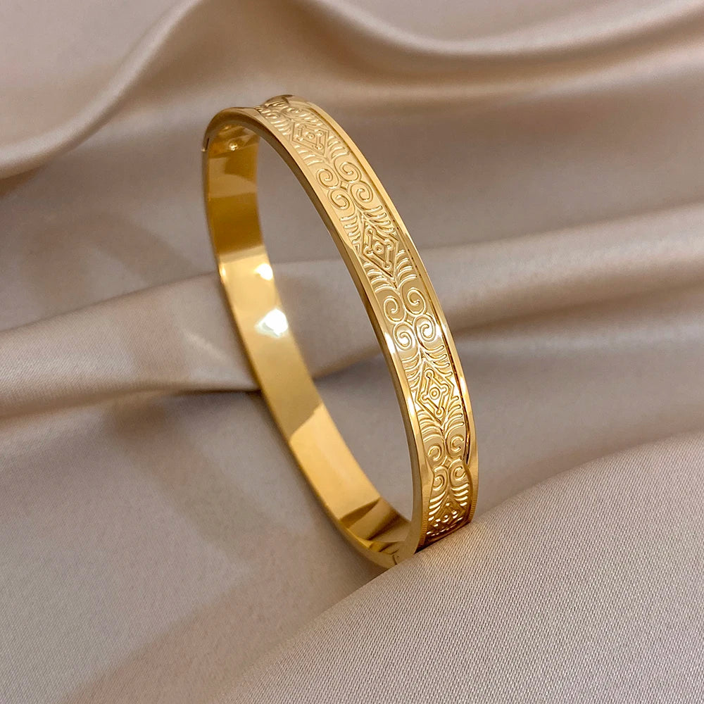 Retro Gothic Stainless Steel Wide Bracelets for Women Men Geometric Textured Carved Gold Plated Cuff Bangle Waterproof Jewelry