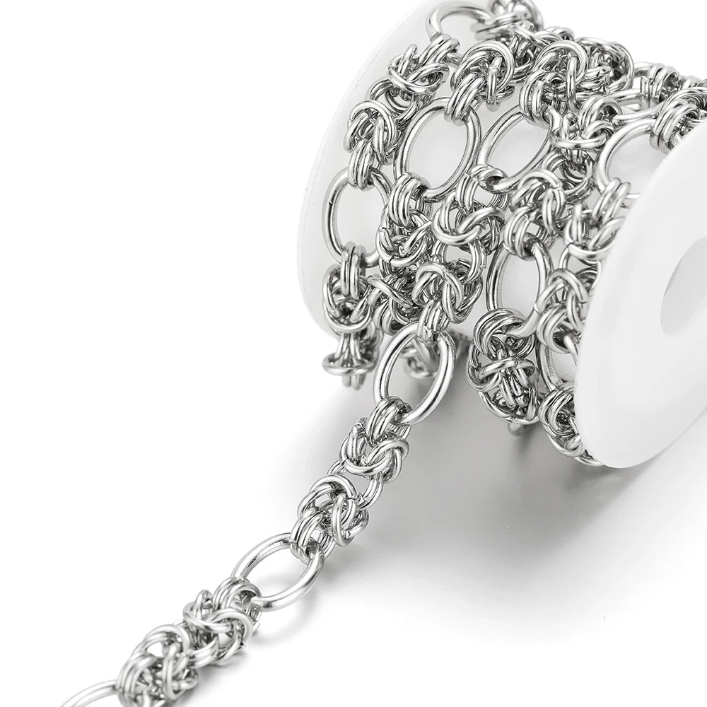 Stainless steel punk chain with interlinked oval rings, shiny silver finish