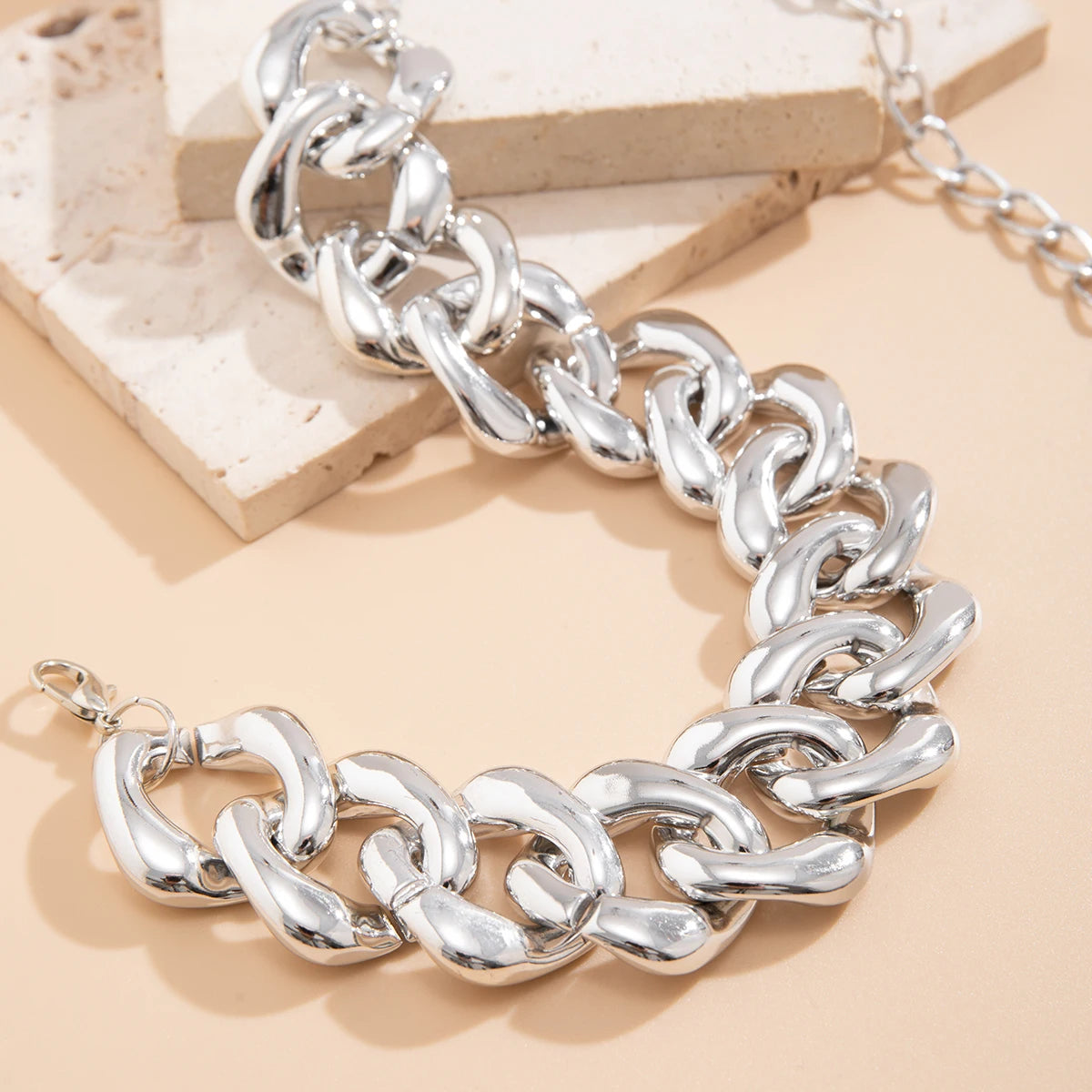 Large Chunky Chains Choker Necklace for Women Trendy Exaggerated Big Collar on Neck Accessories