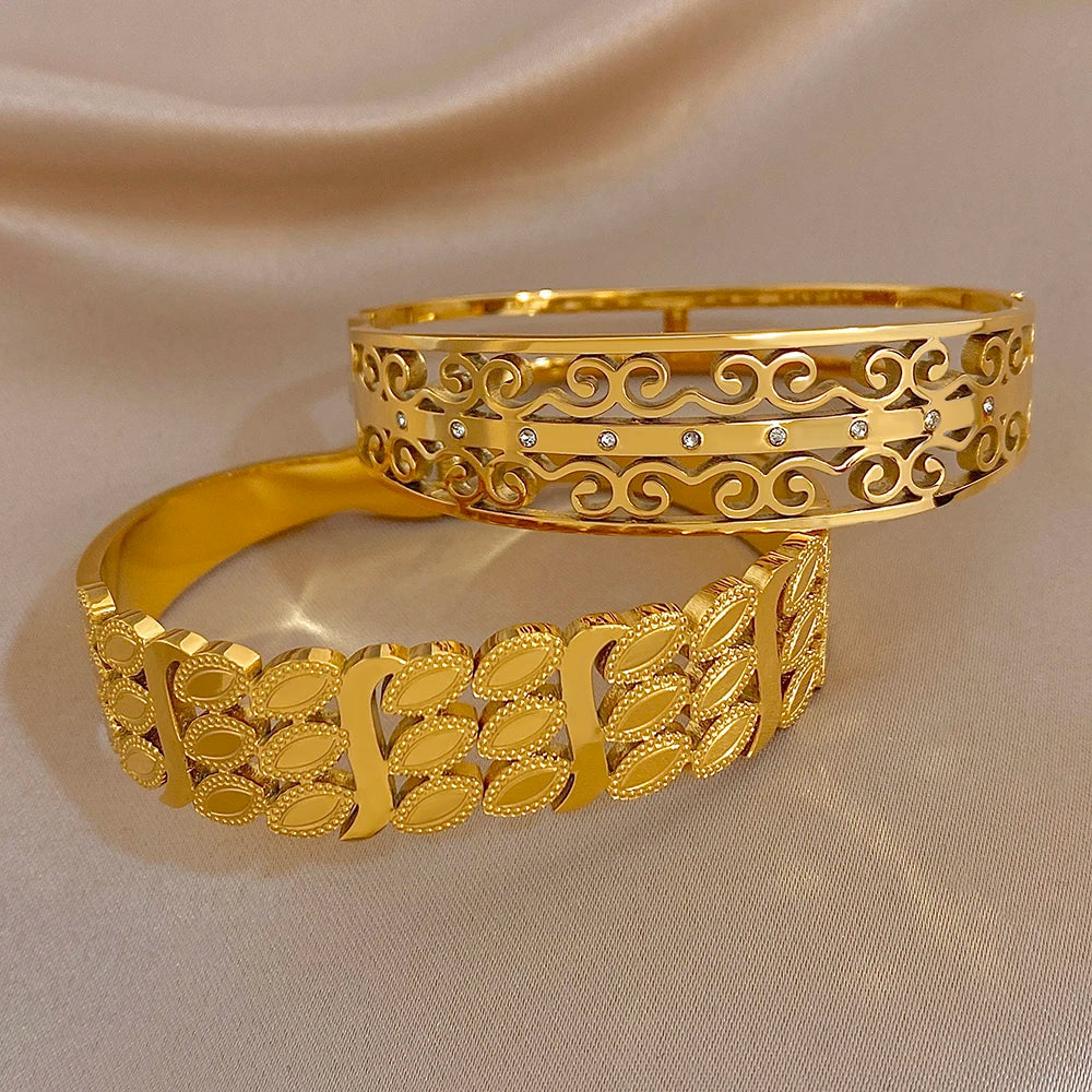 Delicate Geometric Flower Carved Wide Bracelet for Women Glossy Gold Plated Stainless Steel Cuff Bangles Waterproof Jewelry