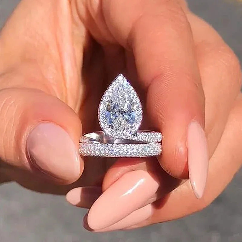 Luxury Pear Shaped Cubic Zircon Crystal Rings for Women Wedding Bling Jewelry m19