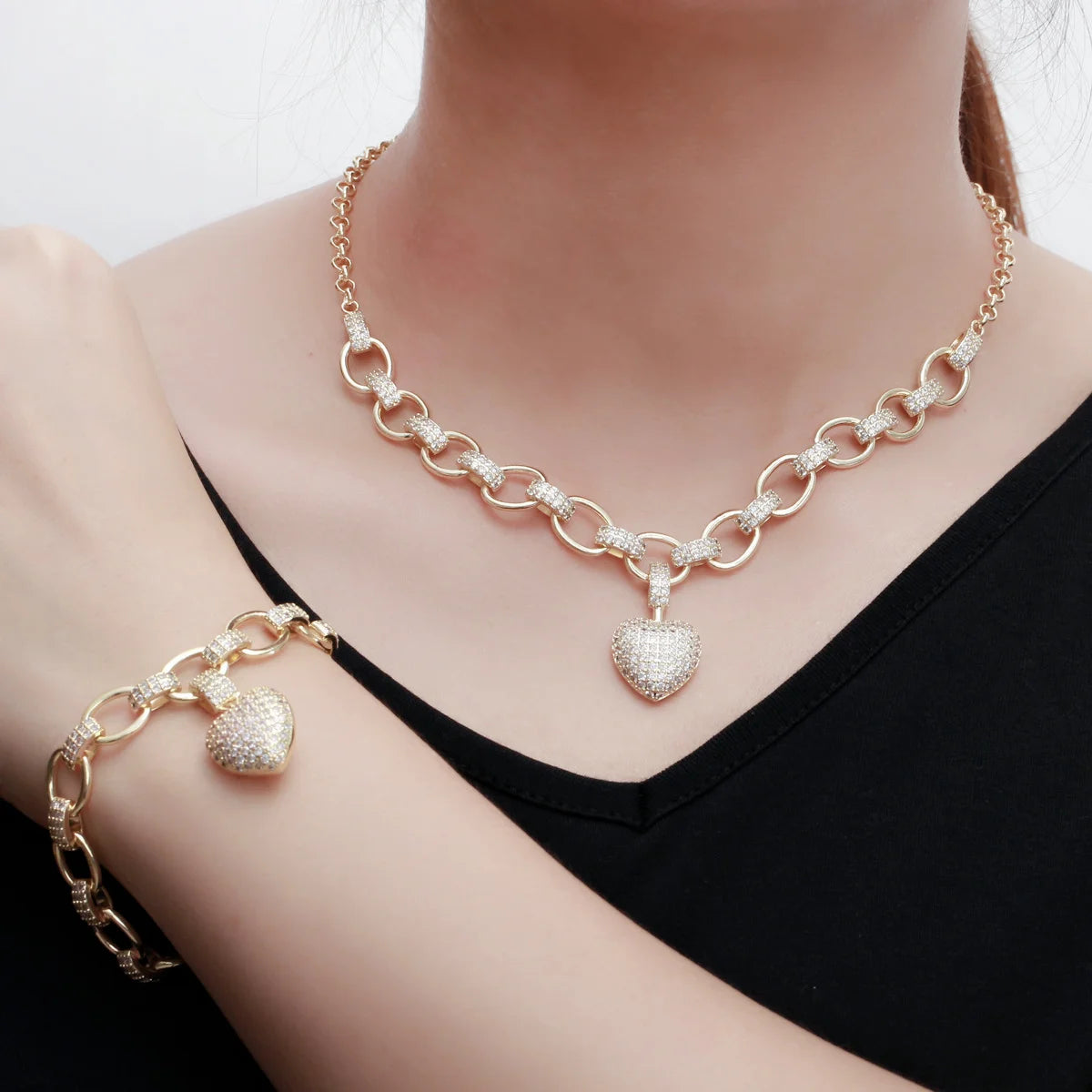 585 Gold Color Cubic Zirconia Dangle Love Heart Charm Bracelet Pendant Necklace Women Costume Jewelry Set
