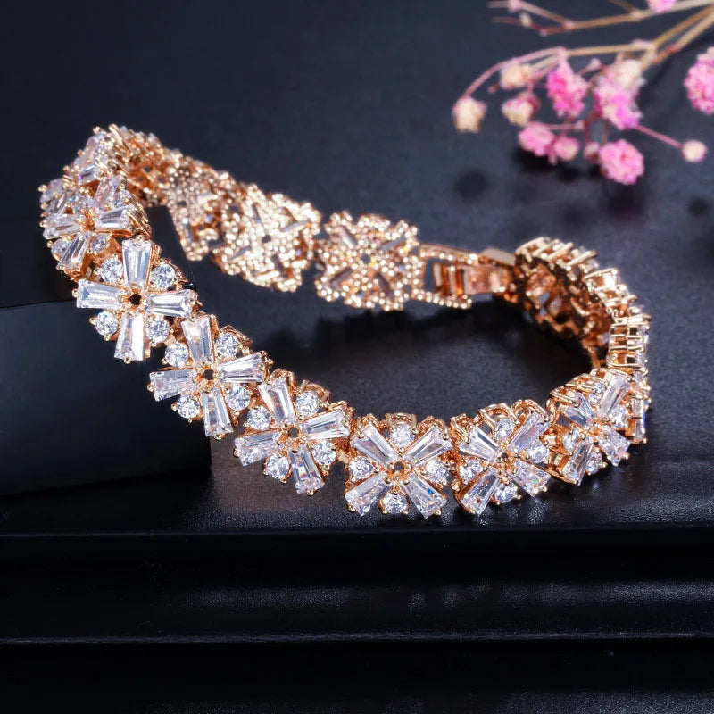 Silver Color Flower Cubic Zirconia Connected Tennis Bracelet for Women