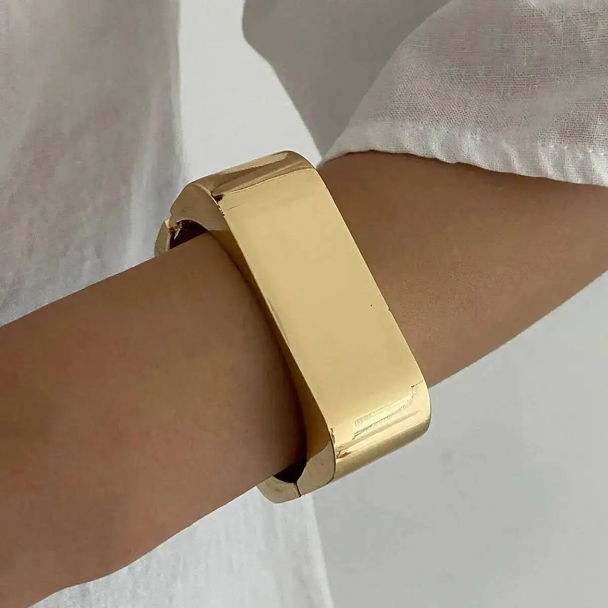 Geometric Wide Bracelet Round Bangle Punk Square Metal Acrylic Bracelets for Women