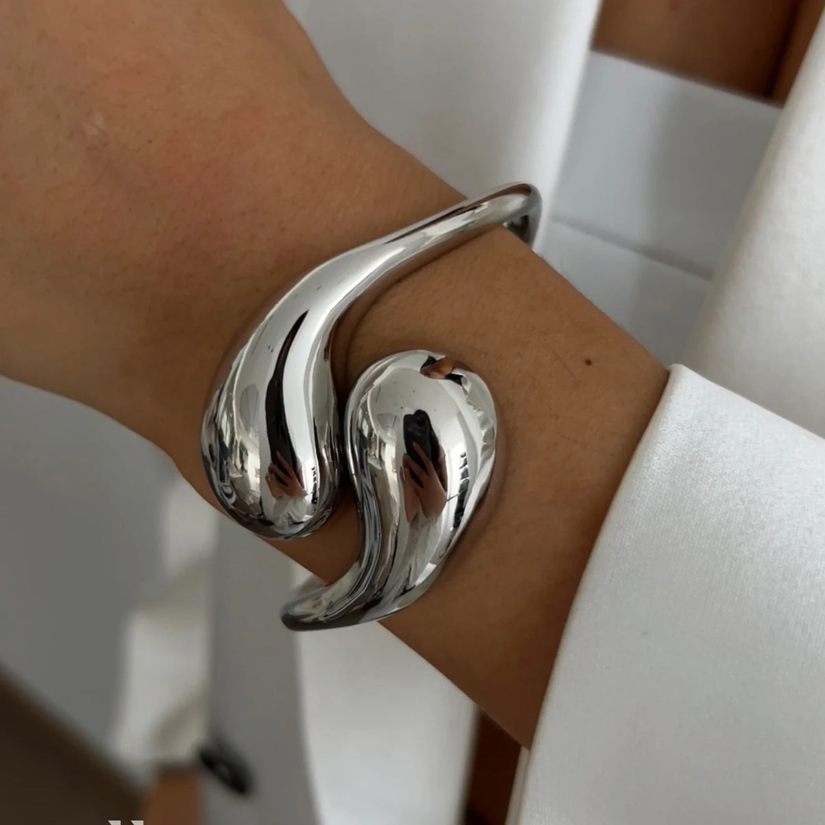 Gold Color Retro Geometric Round Open Cuff Bangles Jewelry Gift For Women