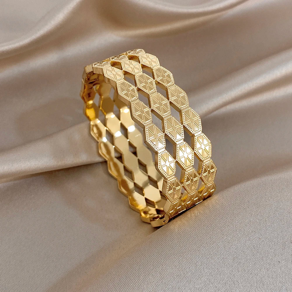 Chunky Gold Plated Stainless Steel Bangle Bracelets Exaggerated Hollow Geometric Textured Cuff Bangles Waterproof Jewelry Set