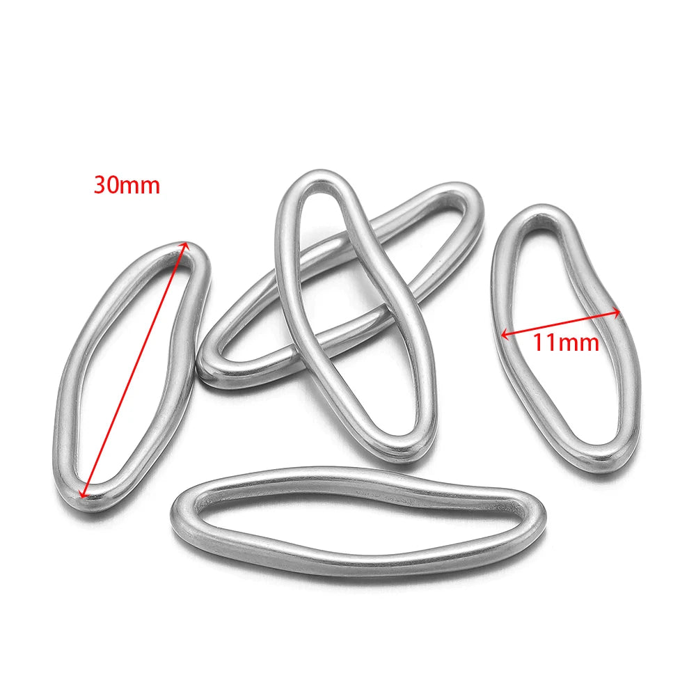 Silver irregular oval link charms, 5-pack; marked 30mm and 11mm