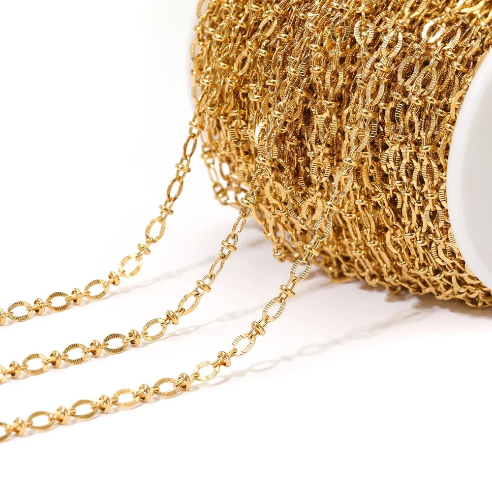 Gold embossed oval link chain with interlocking oval rings for jewelry making