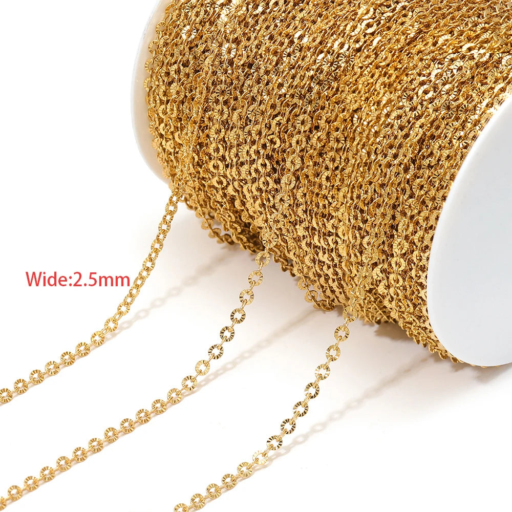 2.5mm gold-tone textured chain on spool with round links