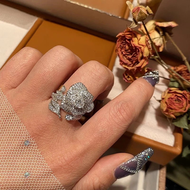 Adjustable crystal flower ring with sparkling cubic zirconia
