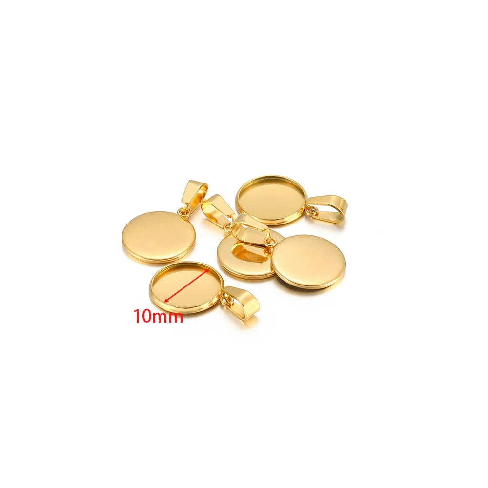 Round bezel cabochon settings, gold 10mm, with small loop bails (10-pack)