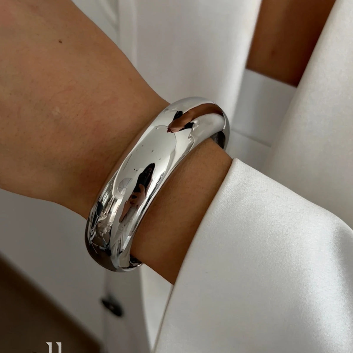 Gold Color Retro Geometric Round Open Cuff Bangles Jewelry Gift For Women