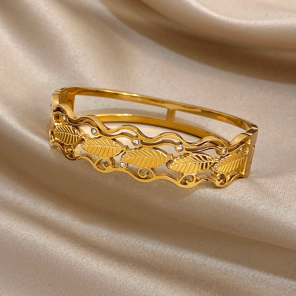 Chunky Geometric Leaves Wave Wide Bracelet for Women Trendy Gold Plated Stainless Steel Cuff Bangle Bracelets Waterproof Jewelry