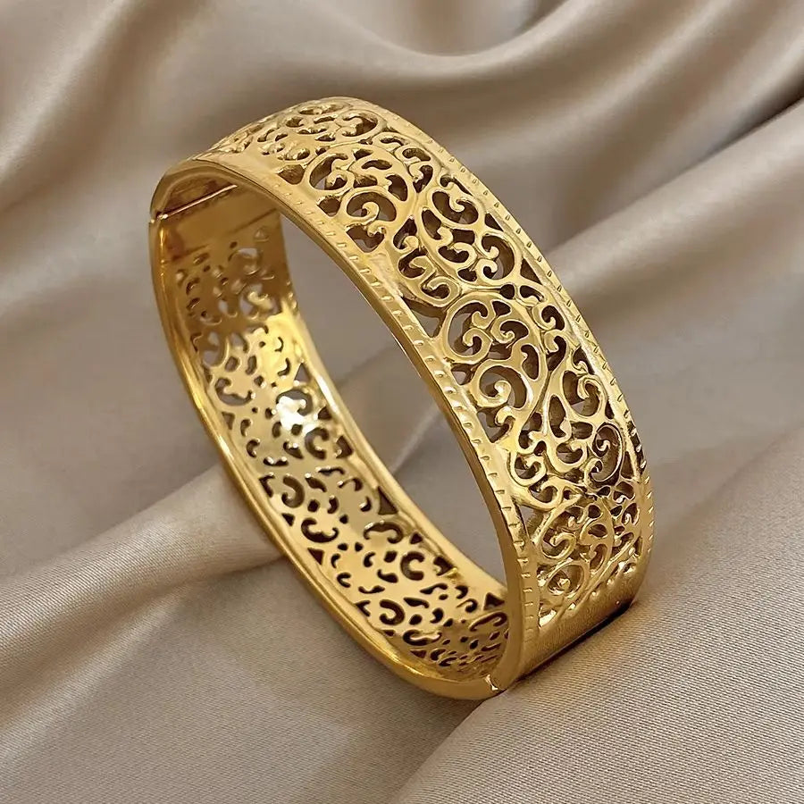 Vintage Palace Geometric Carved Flower Bracelet for Women Chunky Gold Plated Stainless Steel Cuff Bangles Waterproof Jewelry