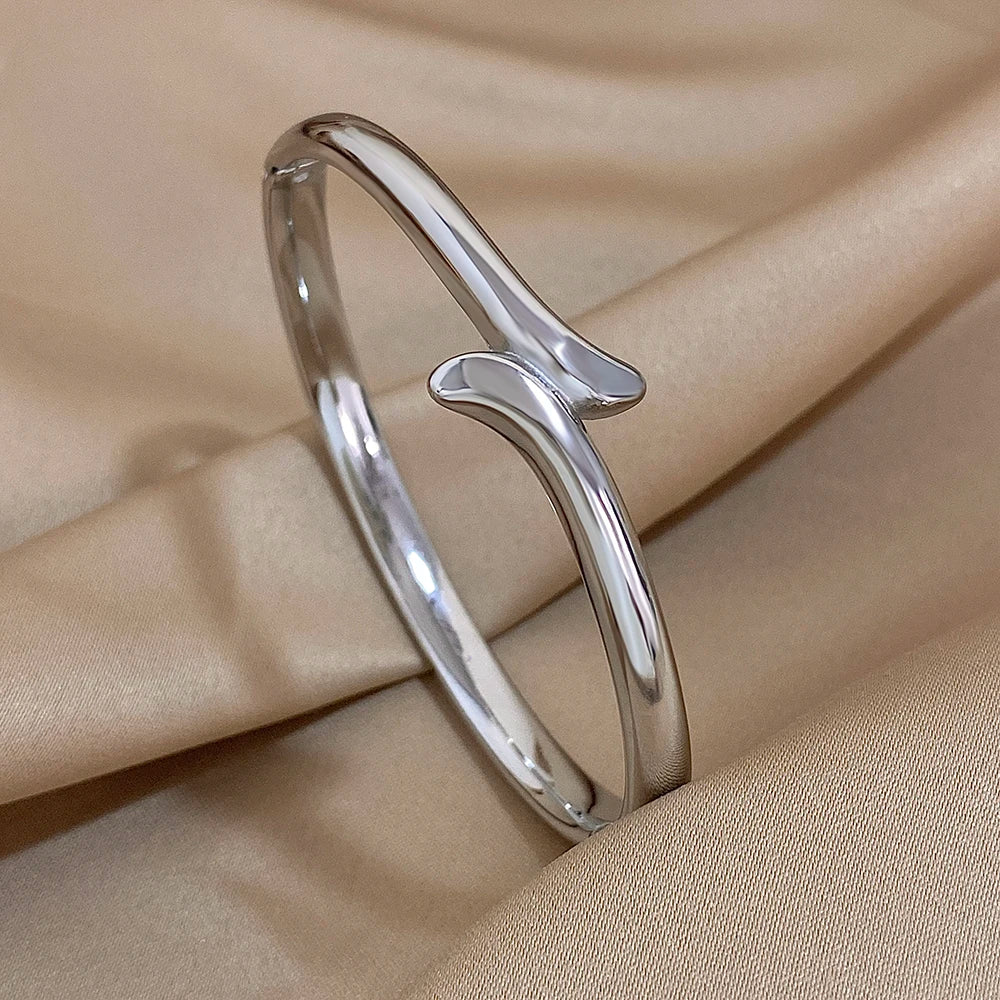 Minimalist Glossy Stainless Steel Cuff Bangle Bracelet for Women Fashion Gold Plated Smooth Bracelets Waterproof Jewelry