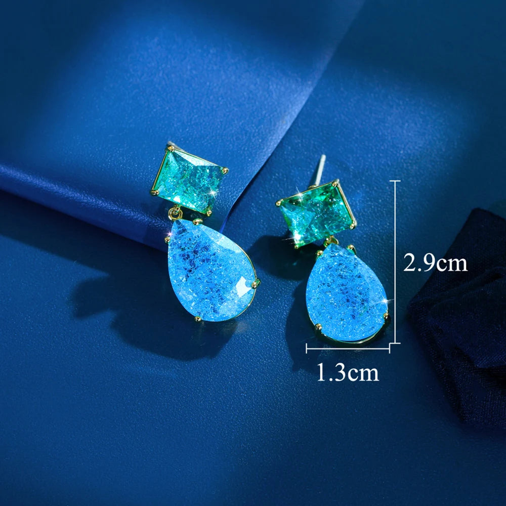 Green and blue teardrop drop earrings, 2.9 cm long and 1.3 cm wide