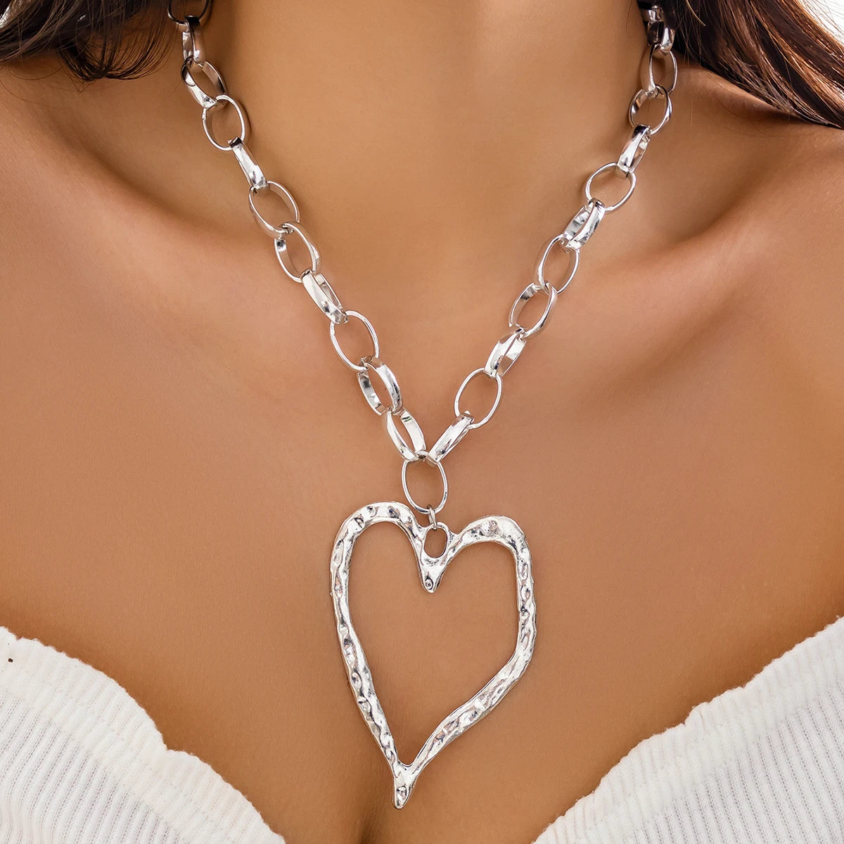 Trendy Hollow Heart Pendant Necklaces for Women Exaggerated Large Chunky Jewelry