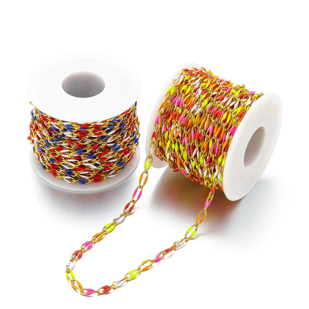 Twisted enamel chain multicolor links on two spools with dangling chain lengths