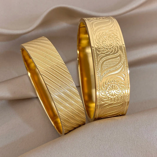 Chunky Gold Plated Stainless Steel Cuff Bangle Fashion Geometric Textured Flower Carved Wide Bracelets Waterproof Jewelry