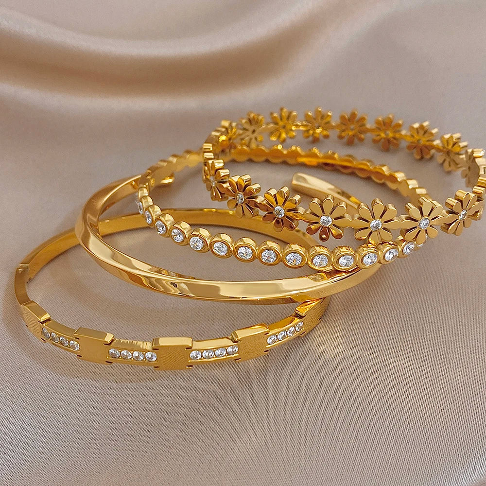 Delicate Zircon Flower Geometric Cuff Bangle for Women Glossy Gold Plated Stainless Steel Wristband Bracelets Waterproof Jewelry