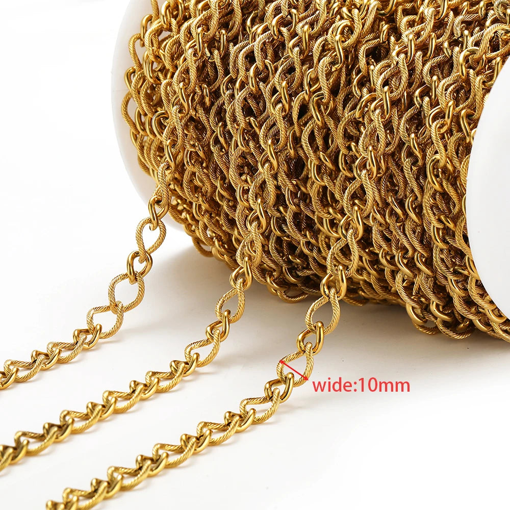 Gold Cuban link chain detail, wide 10mm chunky links
