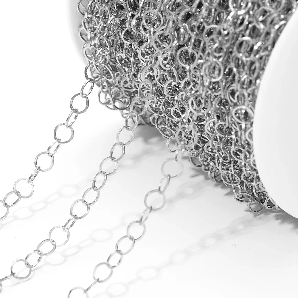 Silver stainless steel O-ring chain strand with oval links and round rings