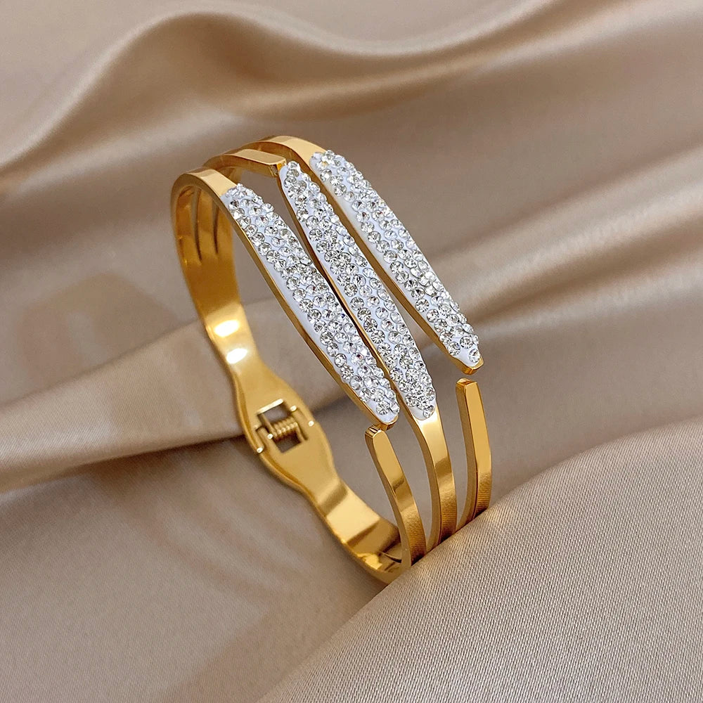 Exquisite Enamel Flower Cuff Bangle for Women Glossy Rhinestone Gold Plated Stainless Steel Waterproof Bracelets Party Jewelry
