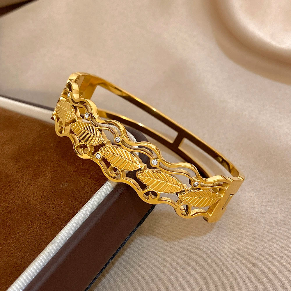 Chunky Geometric Leaves Wave Wide Bracelet for Women Trendy Gold Plated Stainless Steel Cuff Bangle Bracelets Waterproof Jewelry