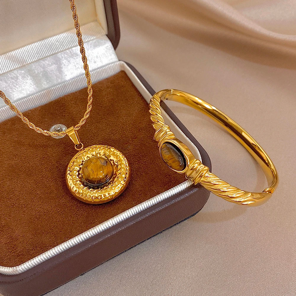 Vintage Stone Twisted Cuff Bangle Necklace for Women Chic Gold Plated Stainless Steel Bracelet Necklaces Waterproof Jewelry