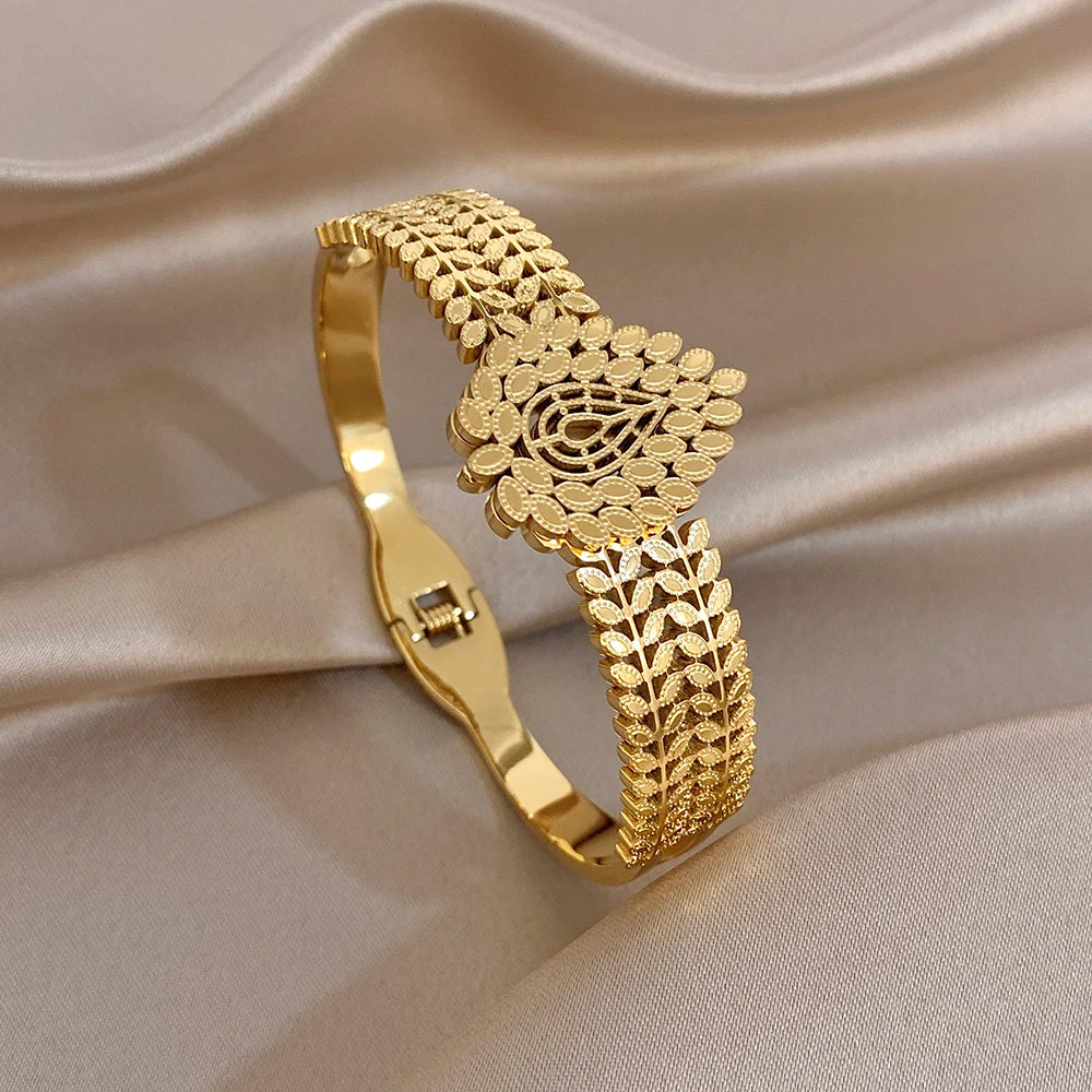 Chic Stainless Steel Gold Plated Cuff Bangle for Women Exaggerated Leaves Flower Chunky Bracelets Waterproof Jewelry Set