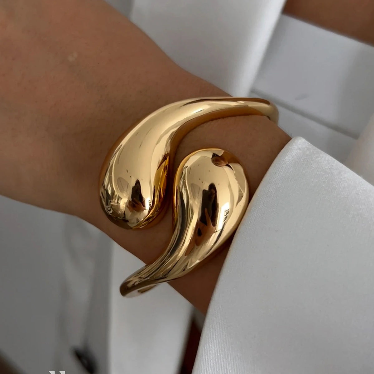 Gold Color Retro Geometric Round Open Cuff Bangles Jewelry Gift For Women