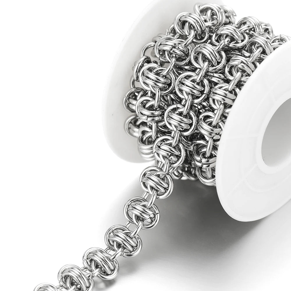 Stainless steel heavy rolo chain with interlocking oval links for bracelets